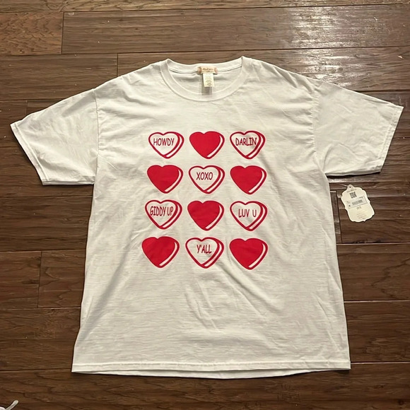 Altar’d State Short Sleeve T-Shirt with Hearts Size S/M - Picture 1 of 4